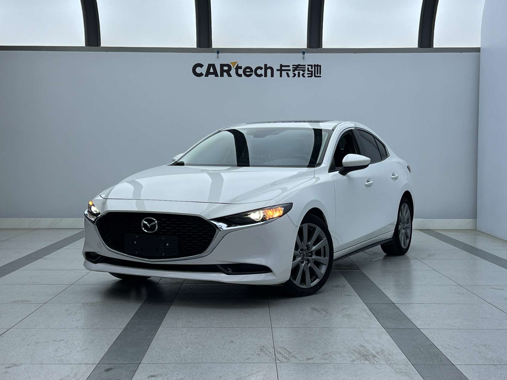 Mazda 3 Axela 2022 год, 2.0L, автоматическая версия Elegance