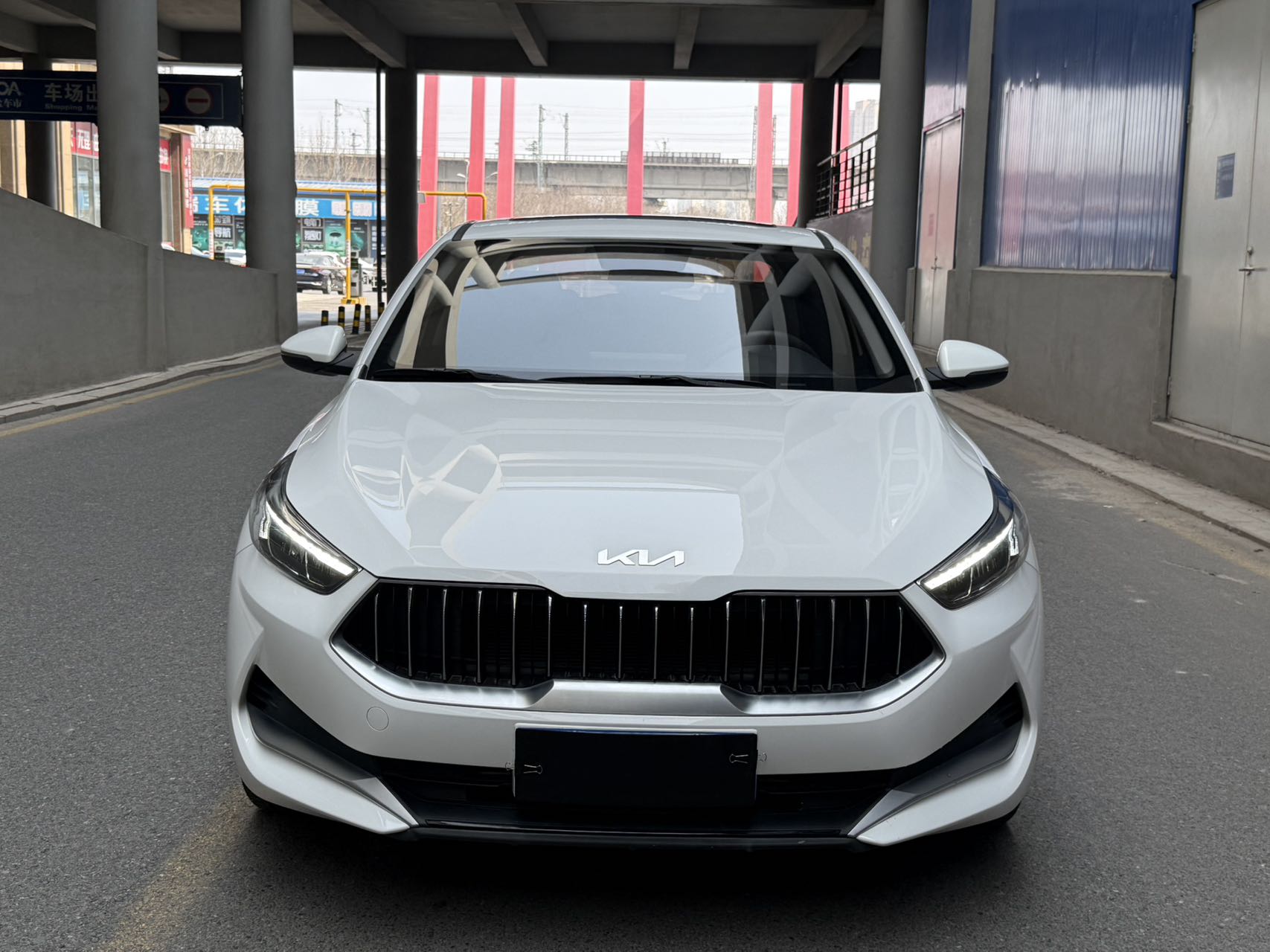 Kia K3 2021 года, обновленная версия CVT, стильная комплектация