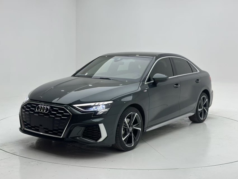 Модель 2021 Audi A3L Limousine 35 TFSI Sport Style