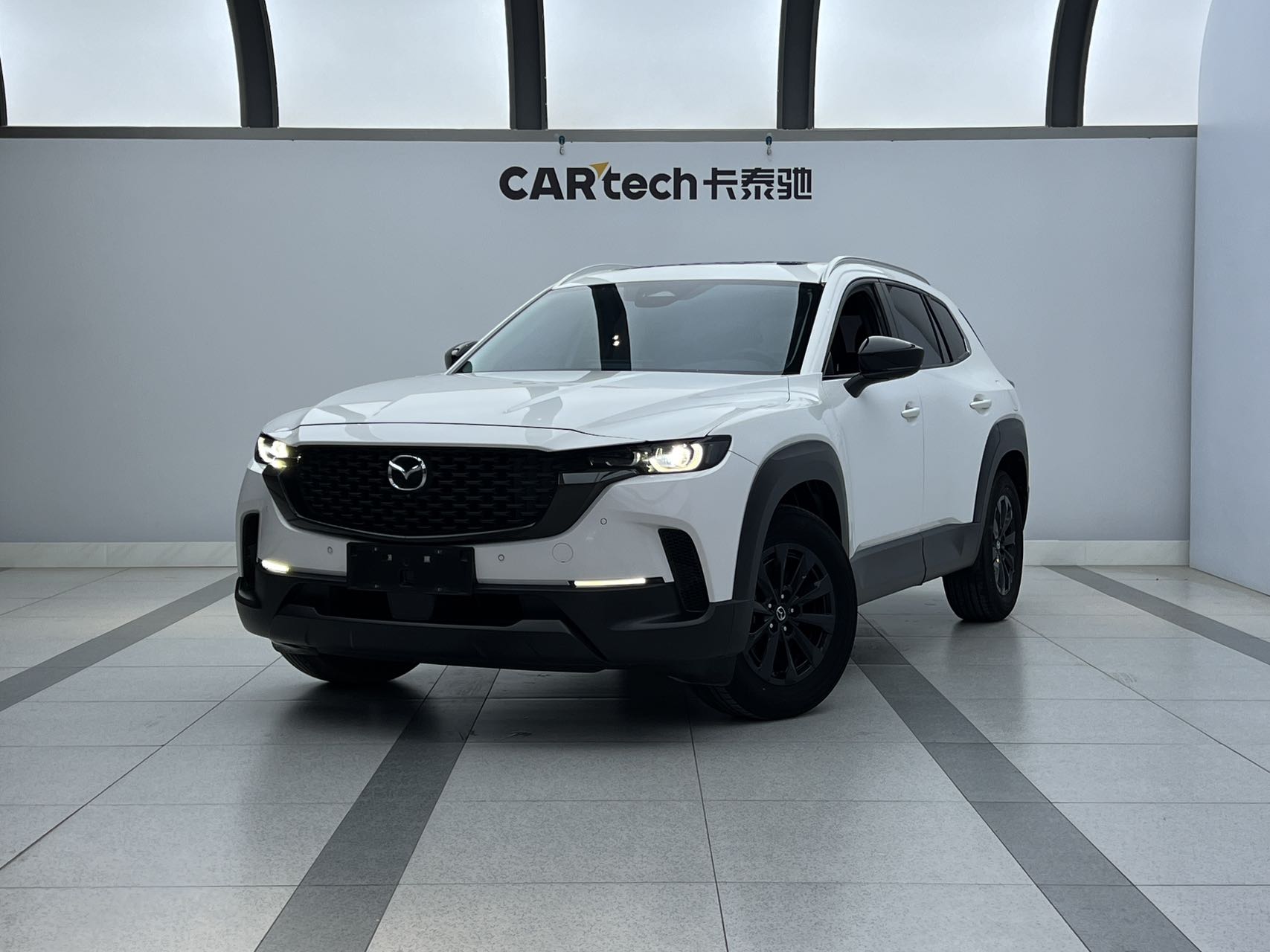 Мазда CX-50 Хинъе 2023 г. 2.0L Версия Линсин