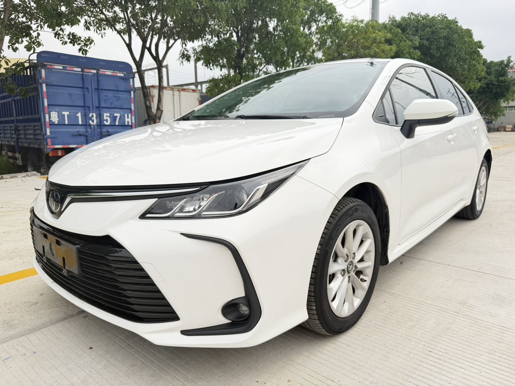 Toyota Corolla 2021 года, 1.2T S-CVT, люксовая версия