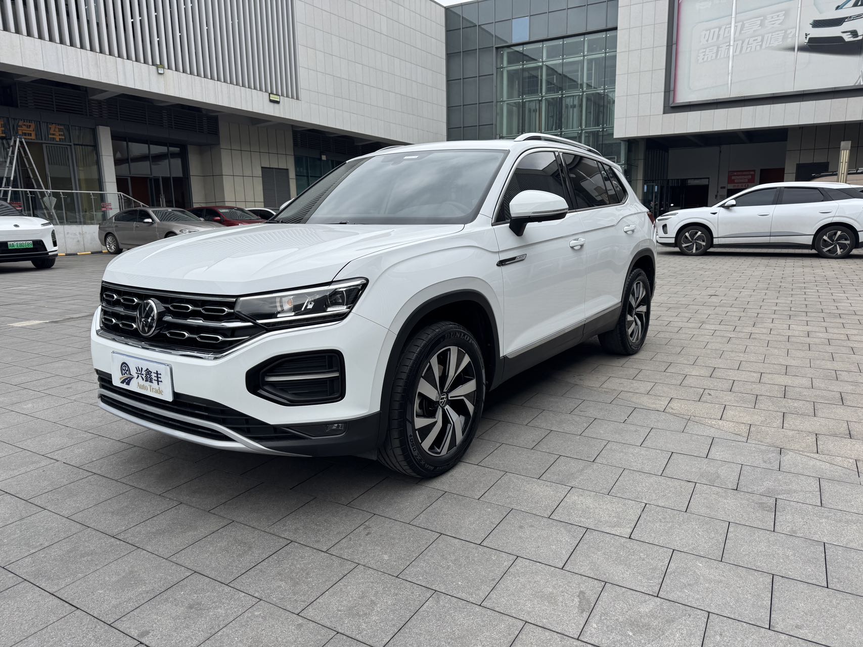 Volkswagen Tayron 2022 модель 280TSI, передний привод, роскошная интеллектуальная версия