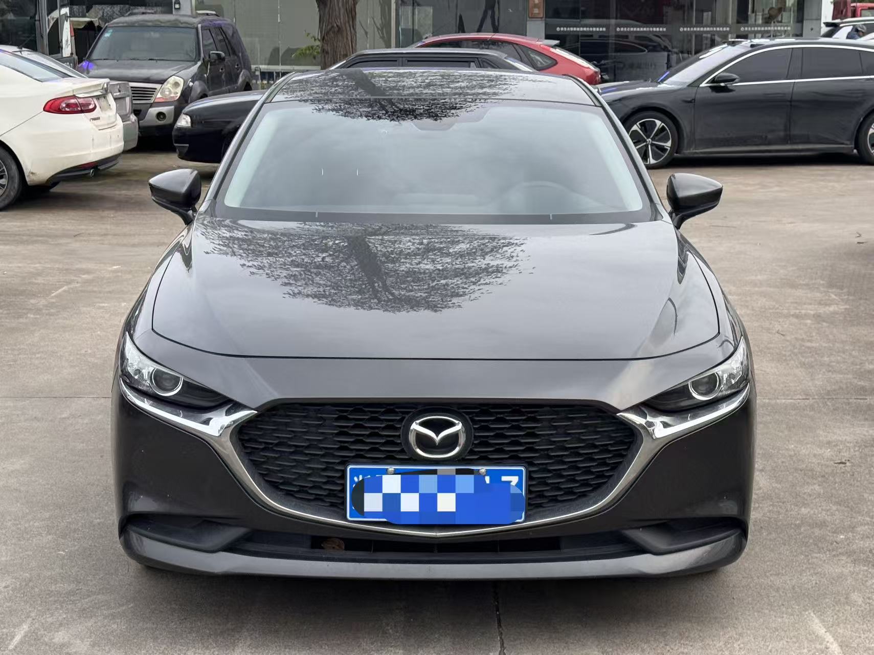 Mazda 3 Аксела