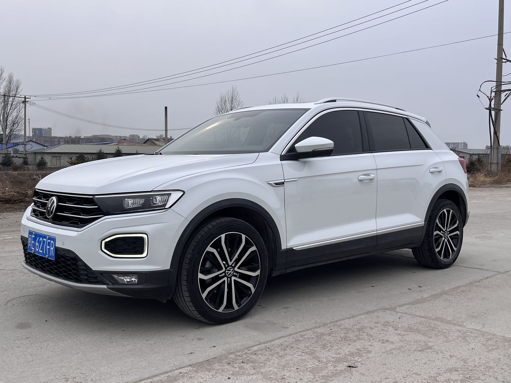 Volkswagen T-Roc 2021, полноприводная, роскошная версия с интеллектуальной связью