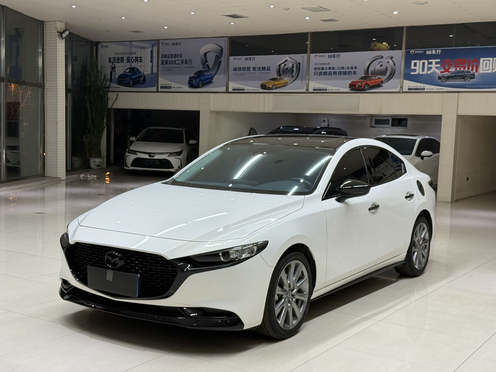Mazda 3 Axela 2021 год 2.0L автоматическая версия Zhi Xuan