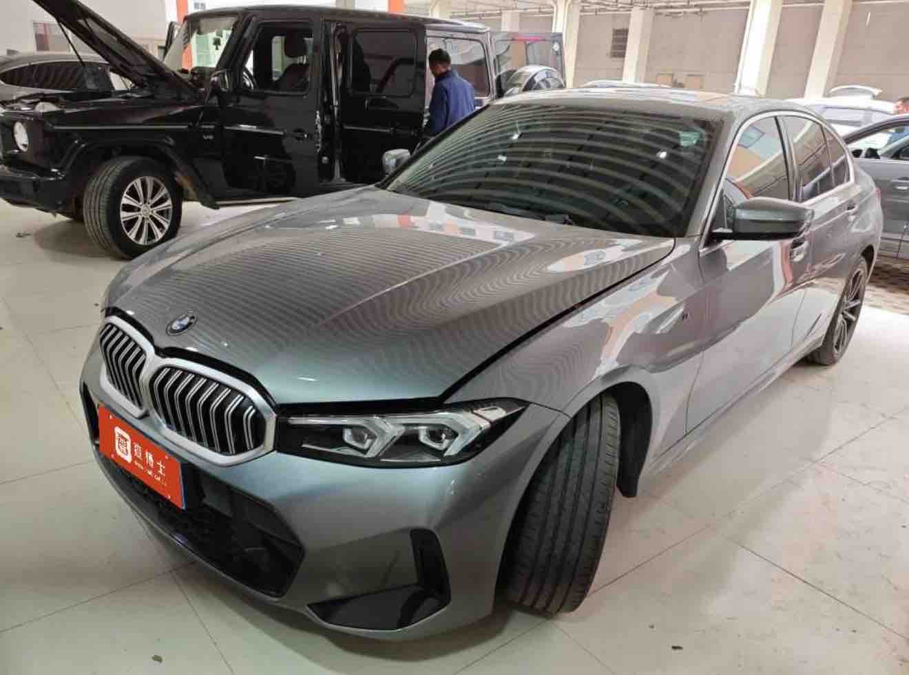 2023 год, BMW 3 серии 320iM спортивная версия