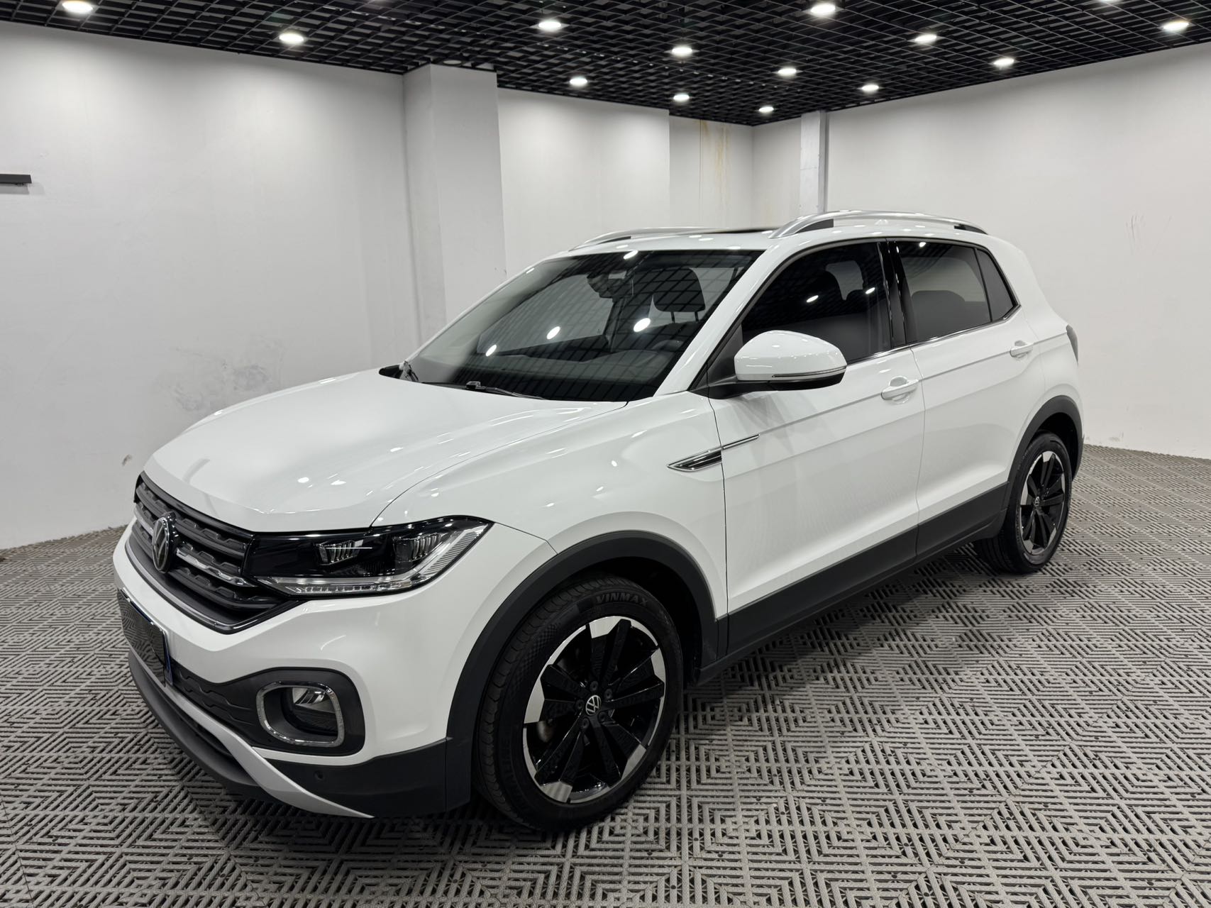 Volkswagen Tanying 2021 модель 1.5L автоматическая версия Yuezhi Lian