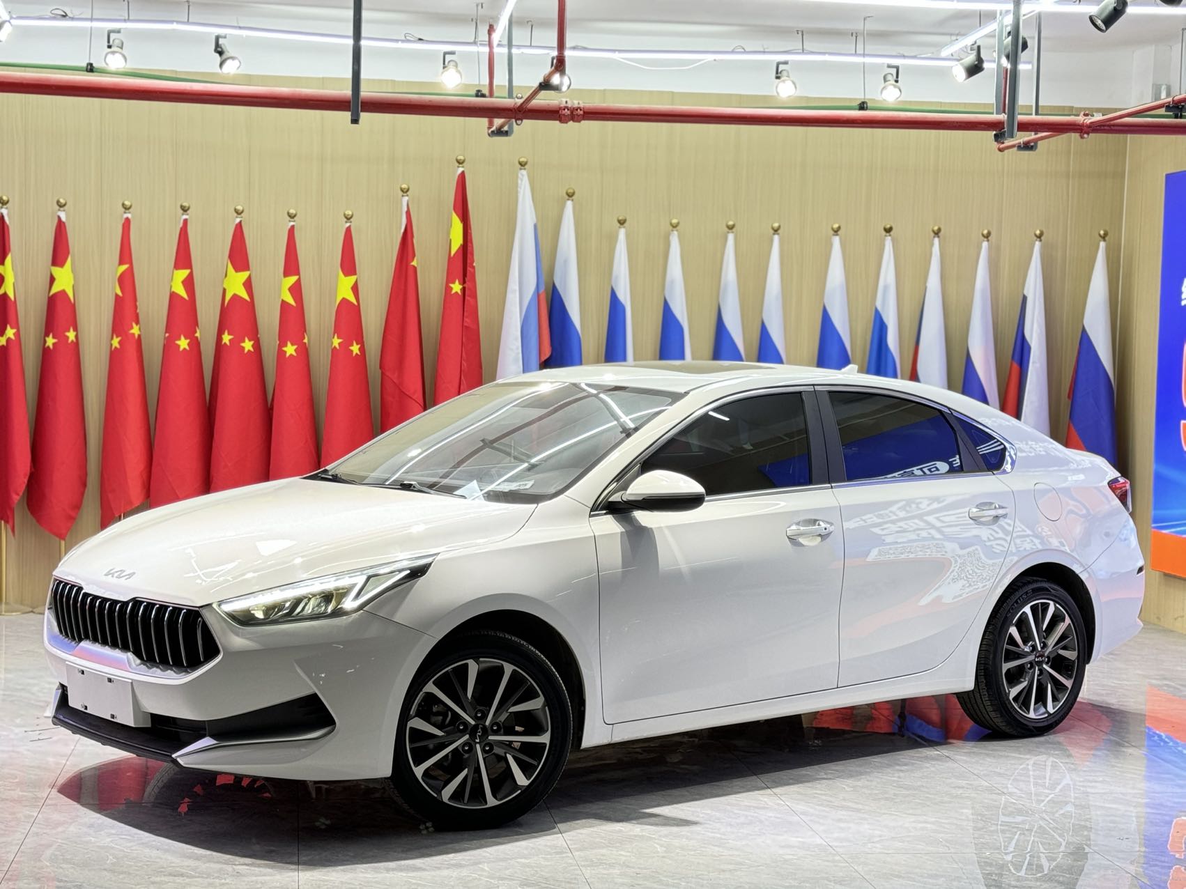 Модель 2021 года, 1.5L, CVT