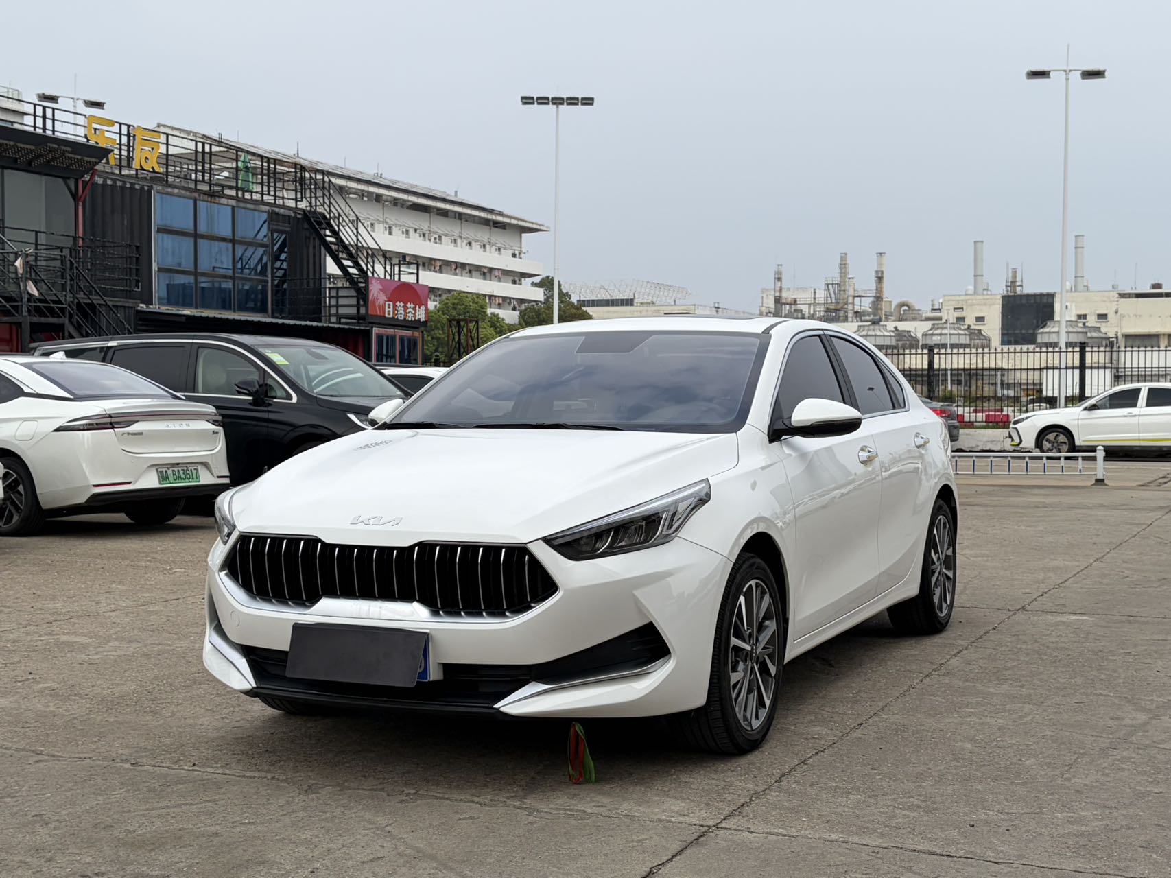 Kia K3 2021 года 1.5L CVT стильная версия