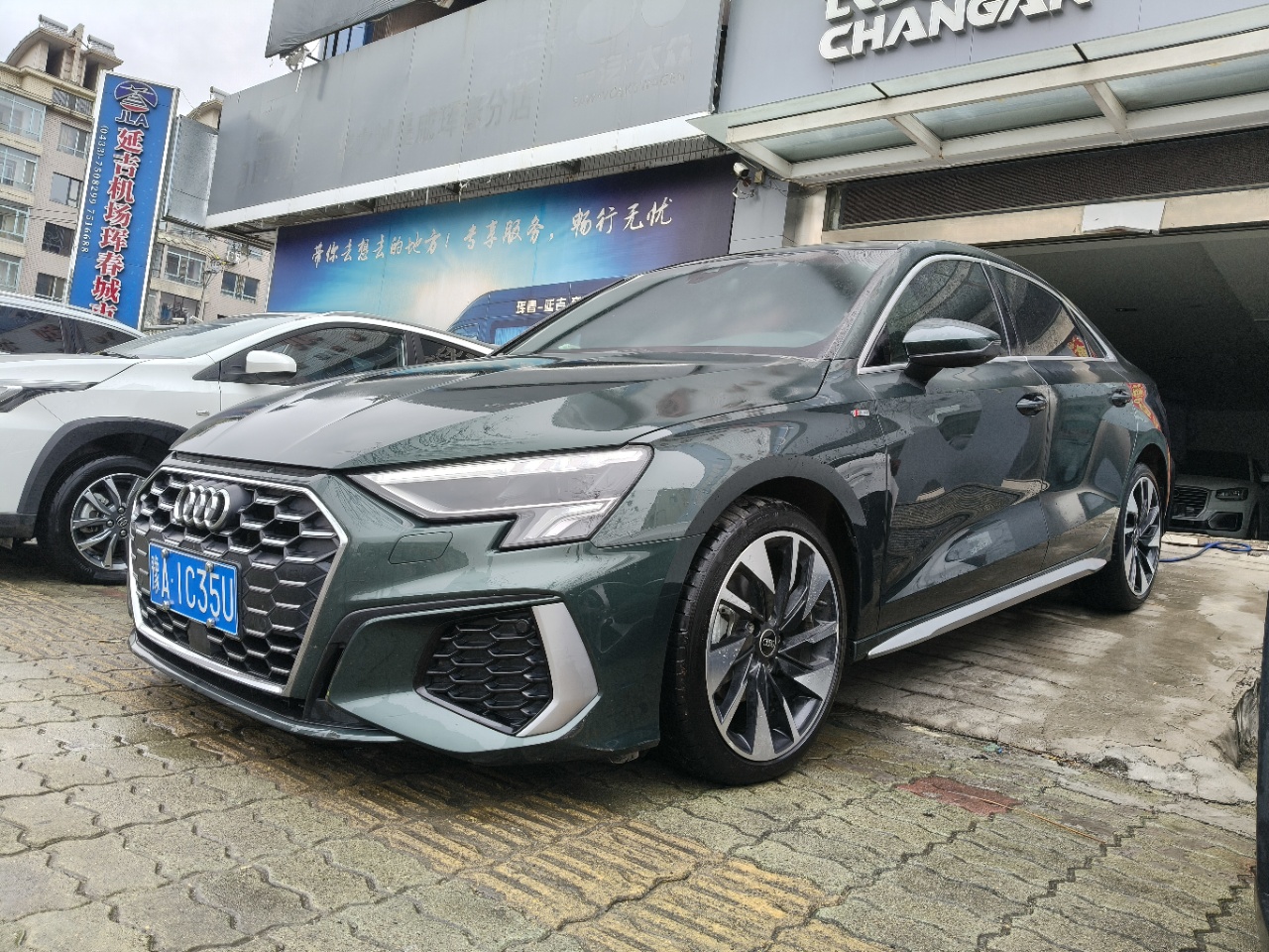Audi A3L 22 модель Audi A3L Sportback 35TFSI стильная спортивная версия