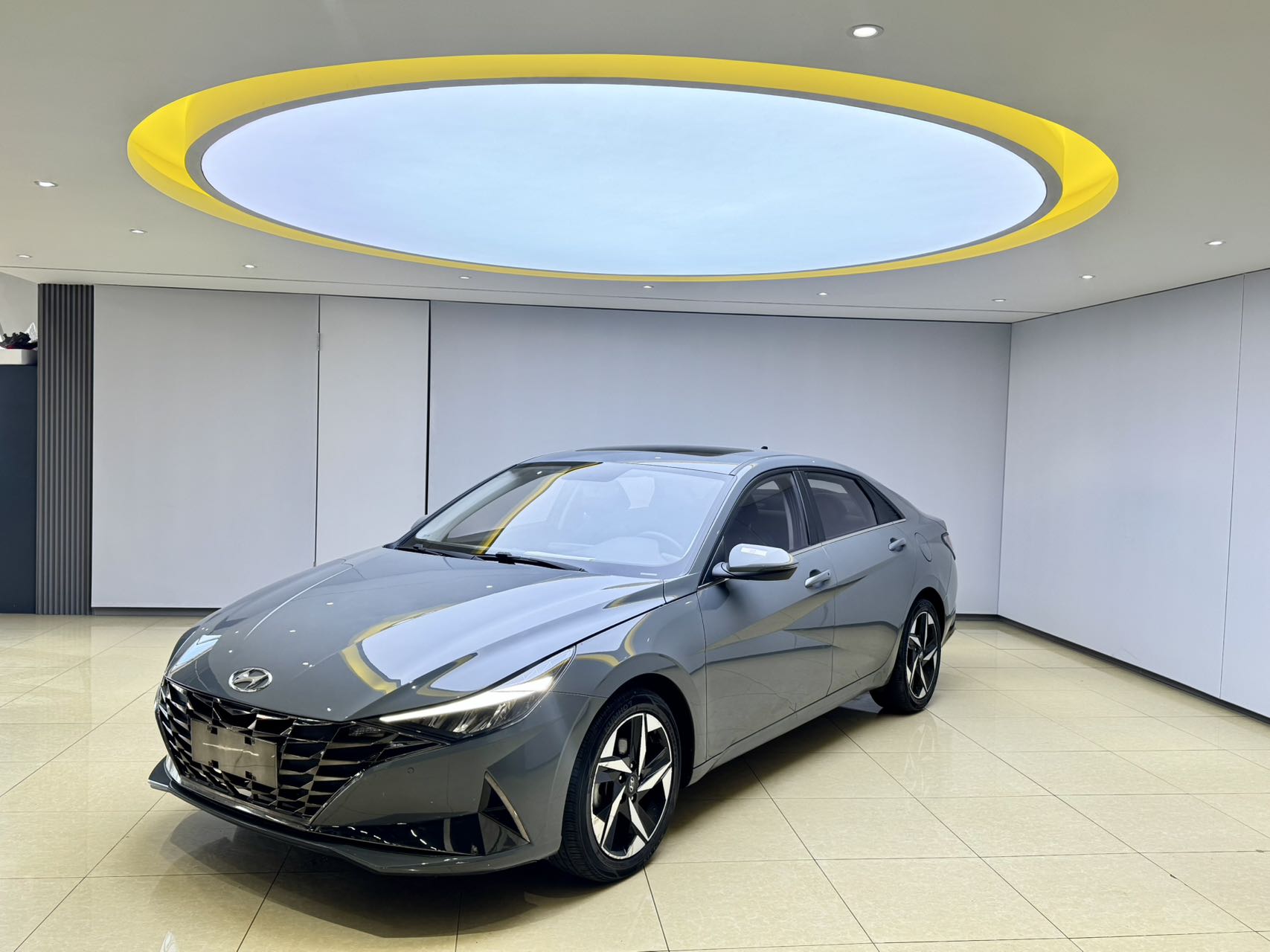 Elantra 2022 1.5L CVT LUX Премиум