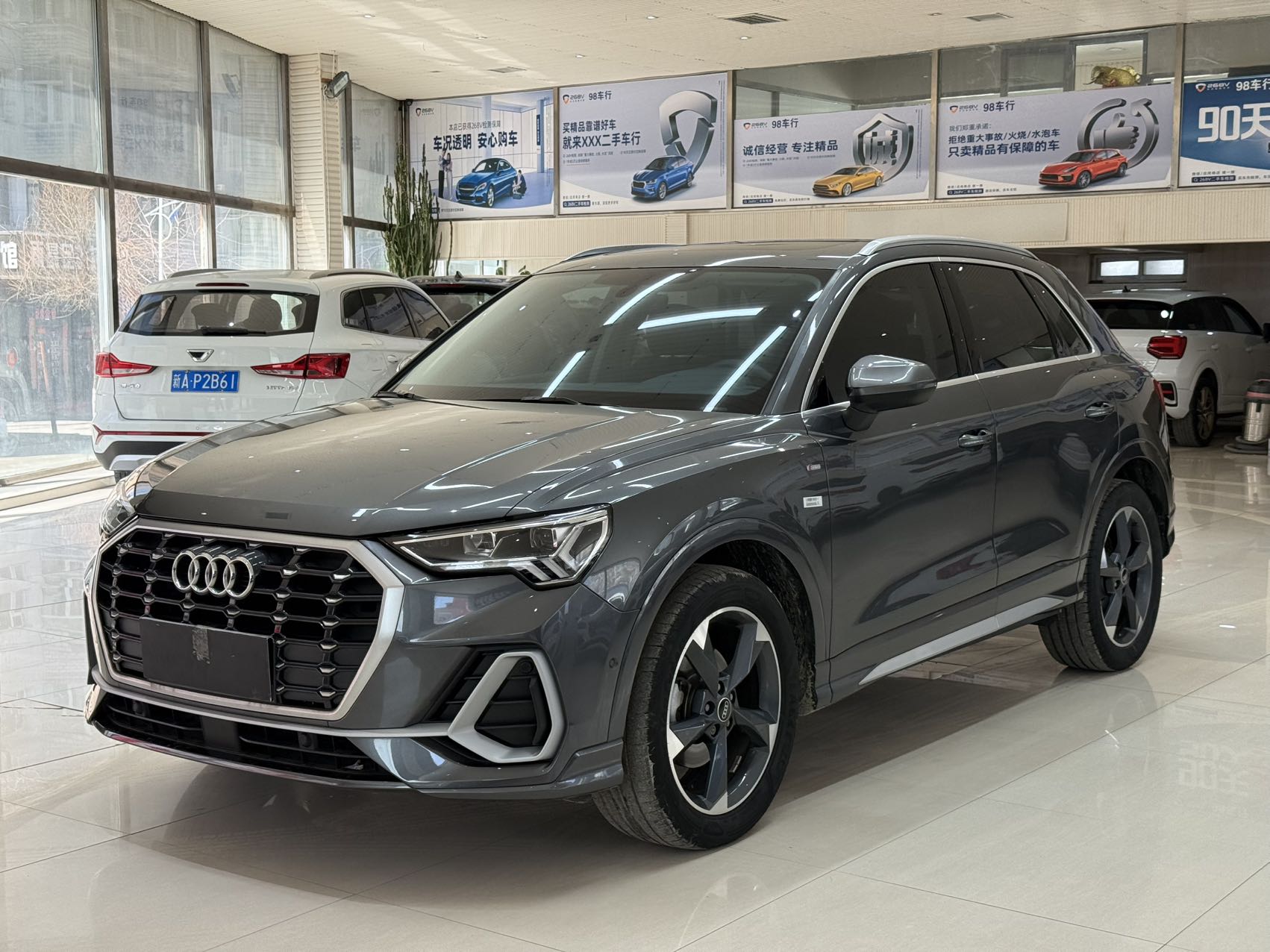 Audi Q3 2023 модель 35TFSI стильная динамичная версия