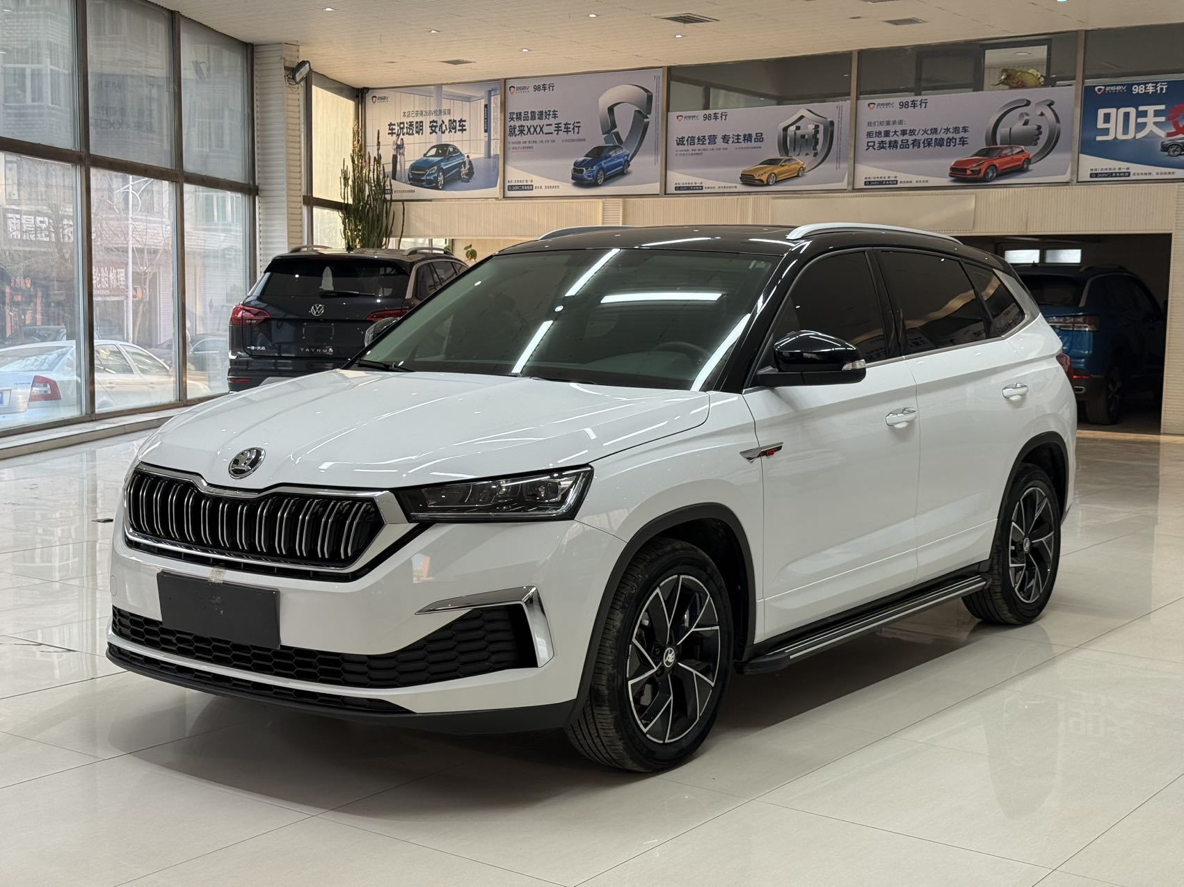 Skoda Kamiq 2023 версия GT 1.5L автоматическая, премиум