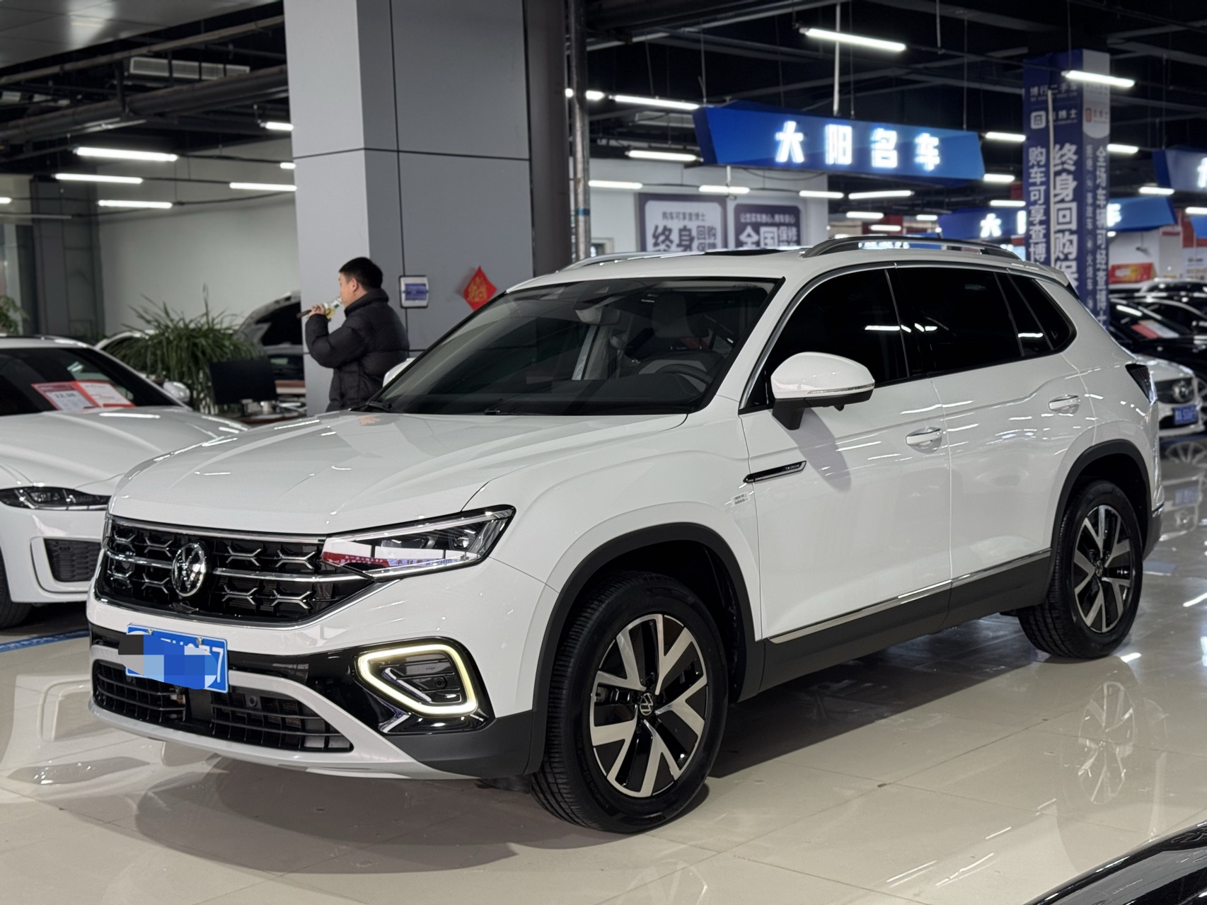 Volkswagen 2023 Tanyue 280TSI двухколесный привод luxury PLUS расширенная версия