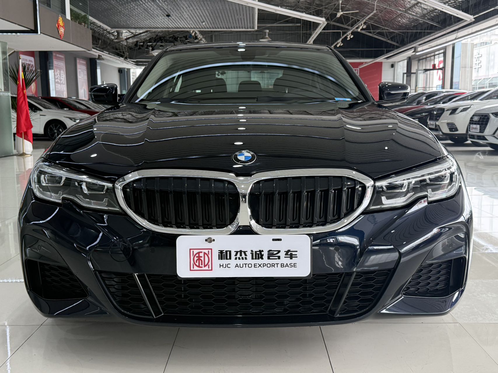 BMW 320 Series 2022 Модифицированный спортивный костюм 320Li M