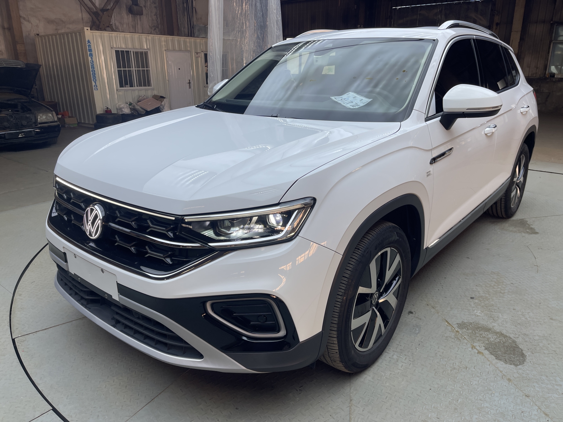 Volkswagen Tayron 2023, 280TSI, передний привод