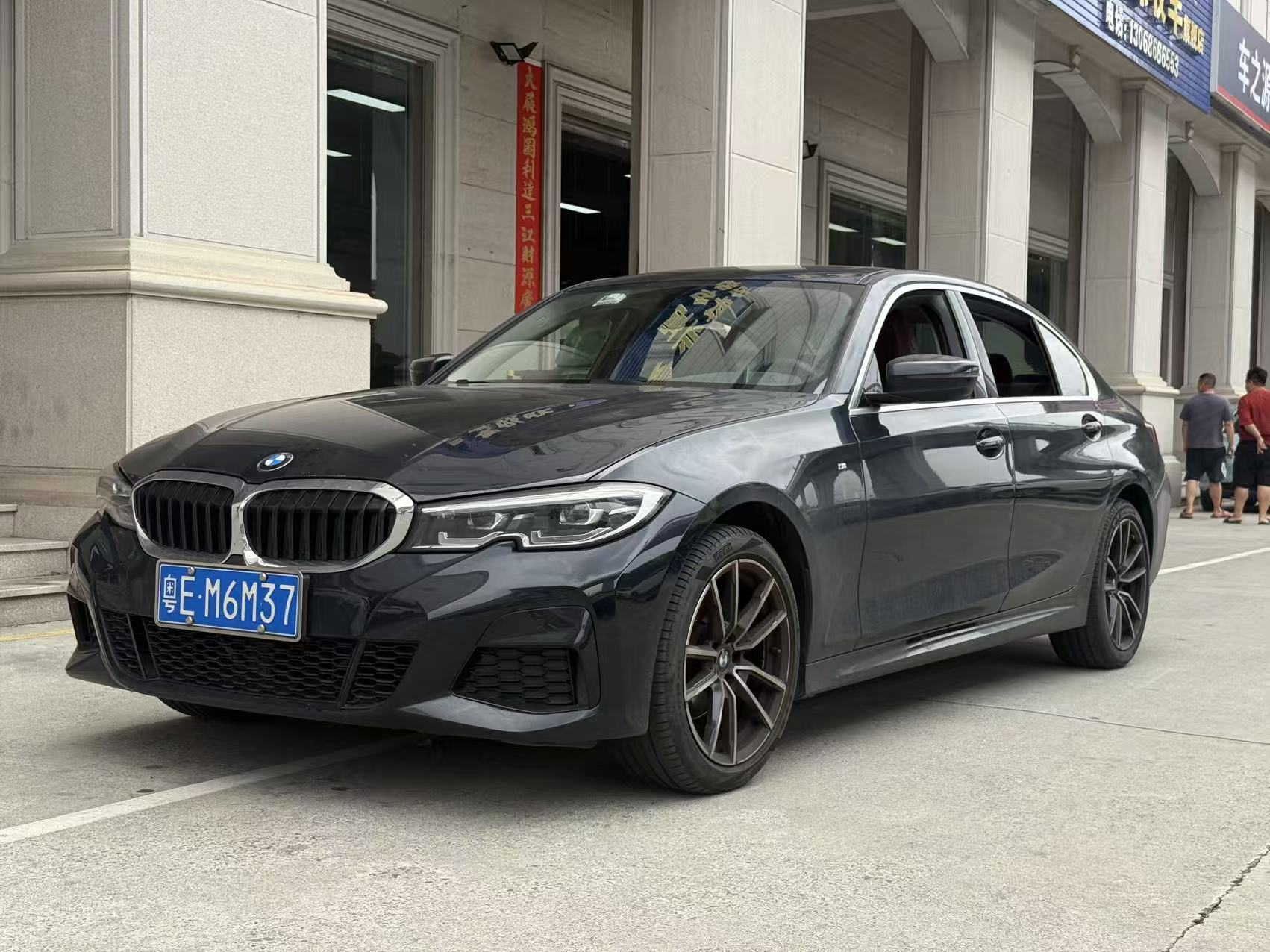 BMW 3 серии 2022 320Li M Спортивный комплект