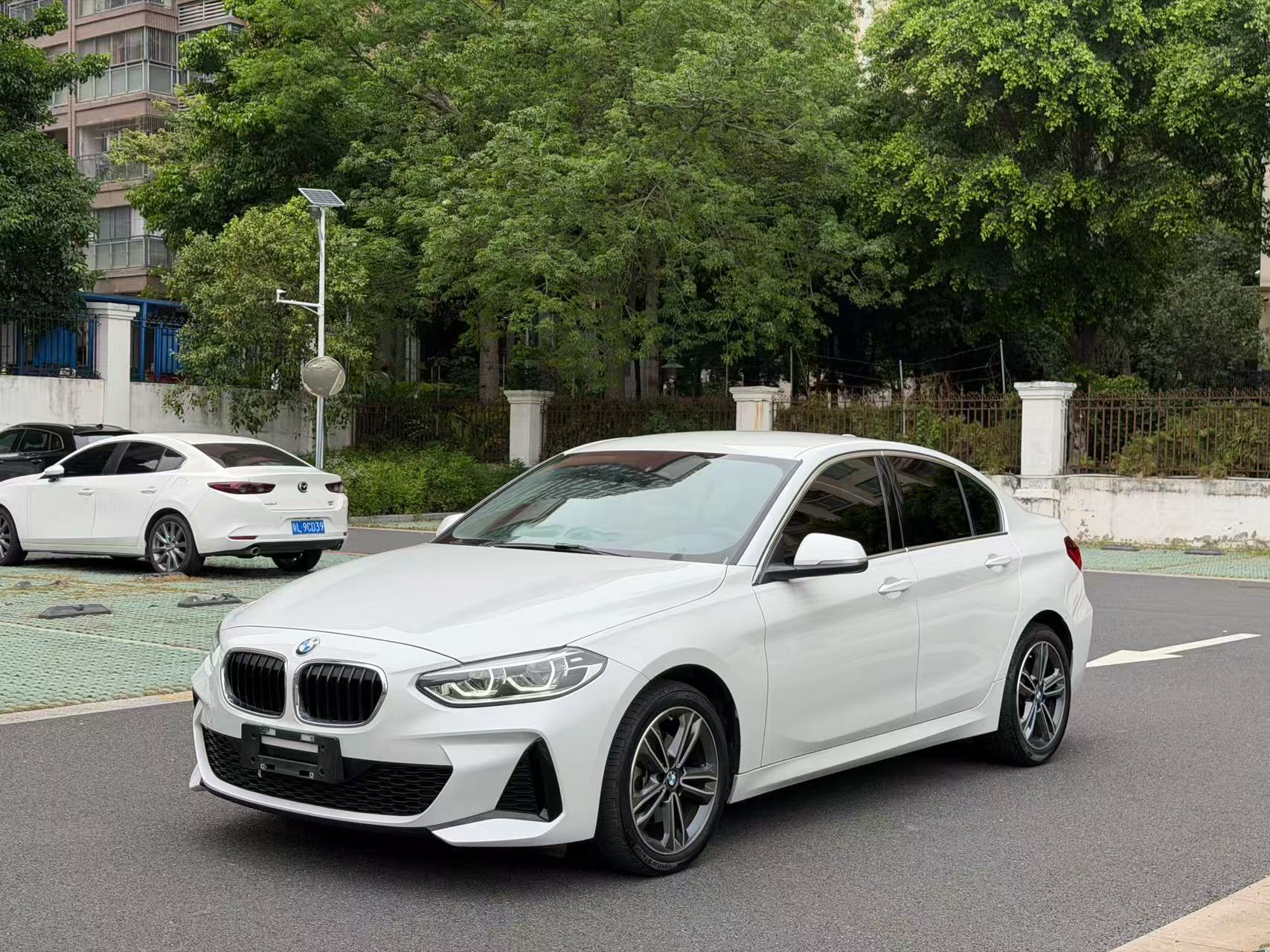 BMW 1 серии 2022 модель года 120i M спортивная версия