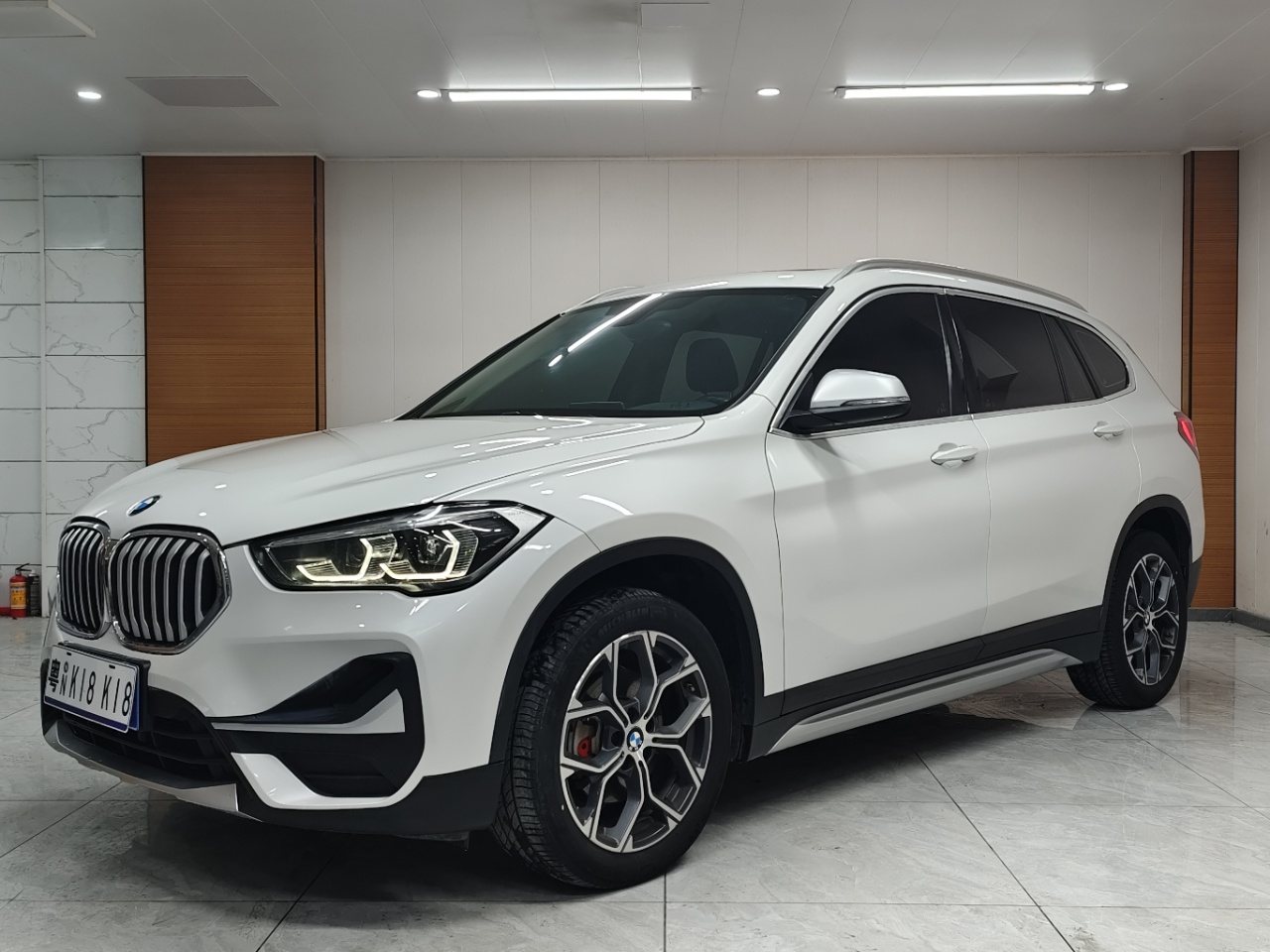 BMW X1 sDrive20Li 2022 года модификация Fashion