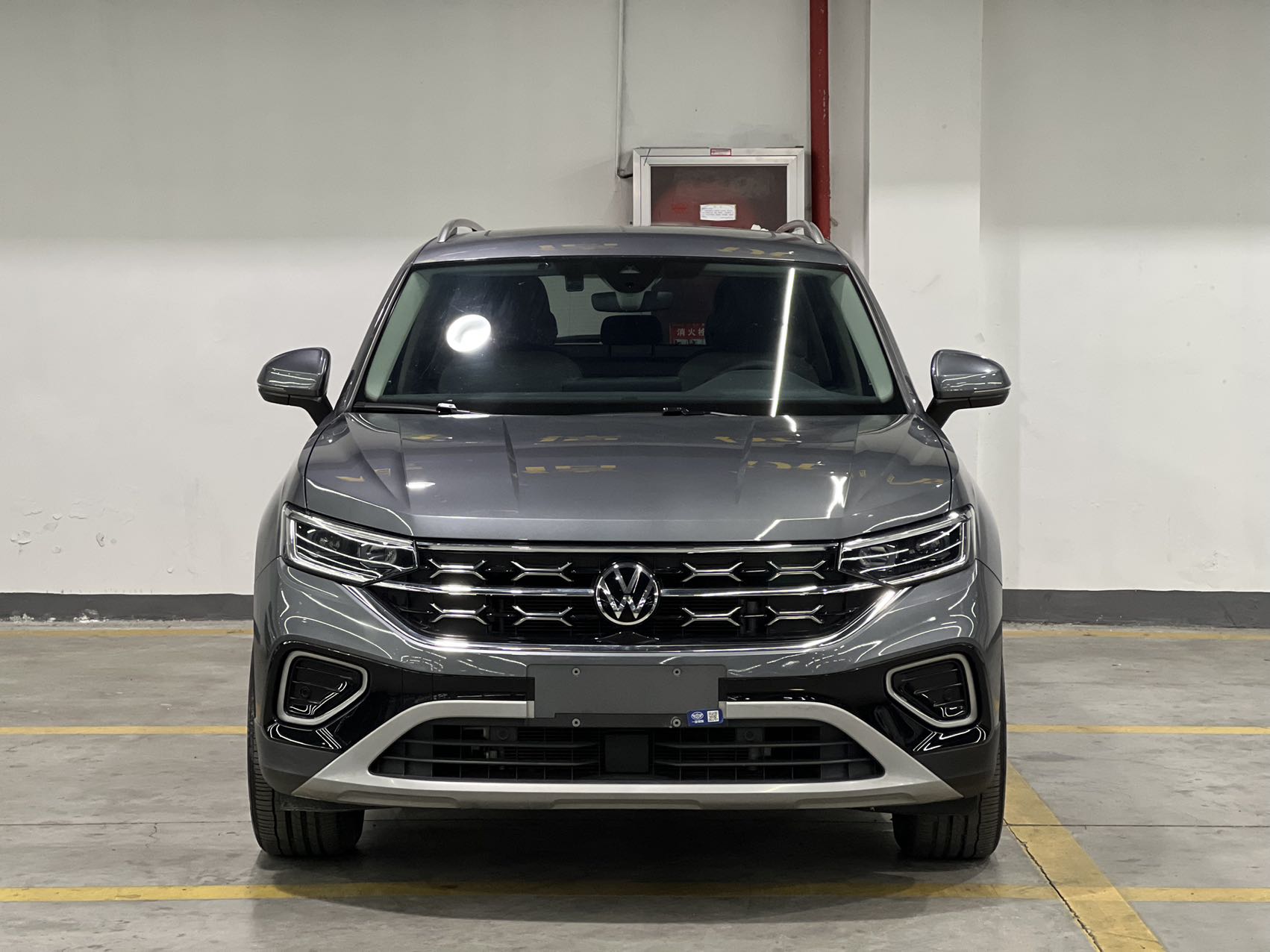 Фольксваген Тайрон 2023 г. 280TSI 2WD Люкс Плюс Расширенная Версия