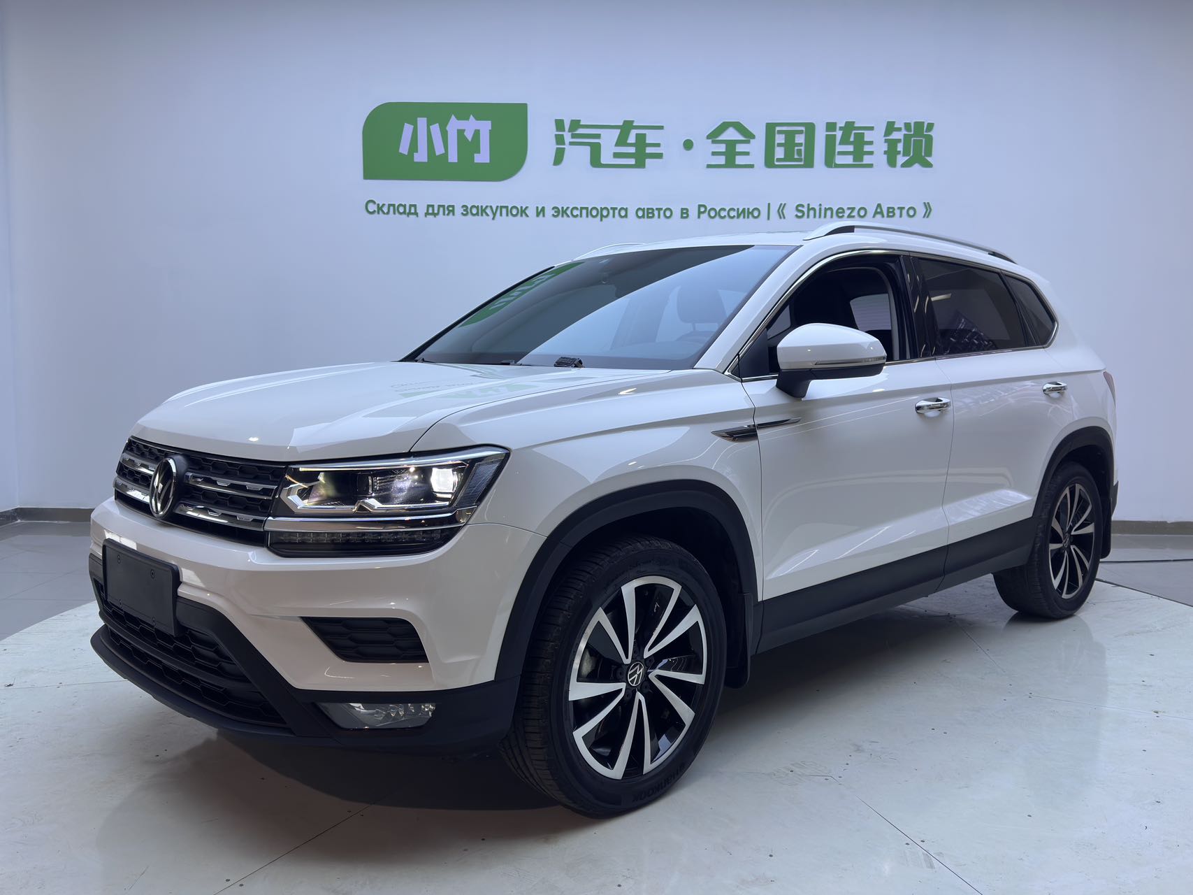 Volkswagen Tharu 2022 версия 280TSI, передний привод, люксовая комплектация