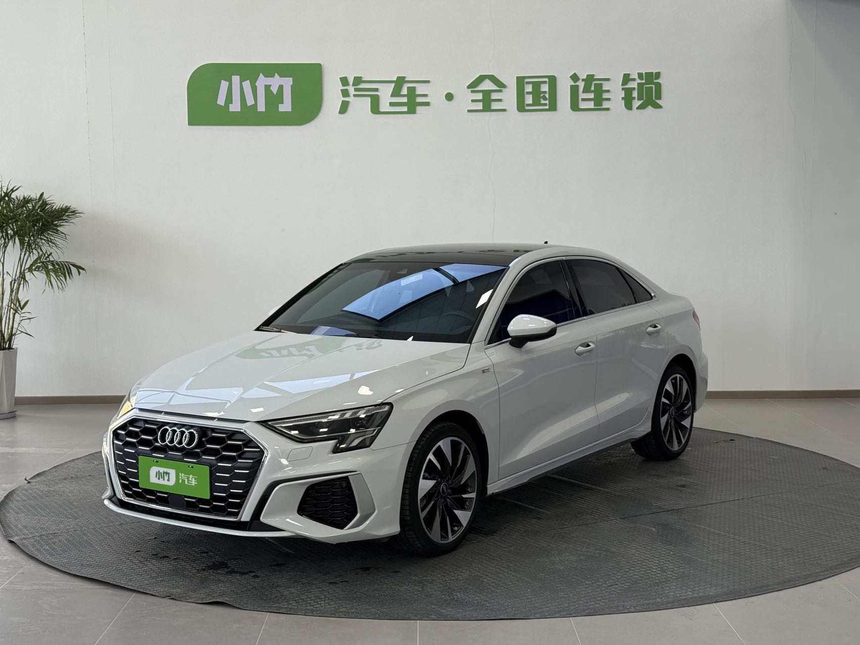 Audi A3L 2022 модель 35TFSI стильная и динамичная