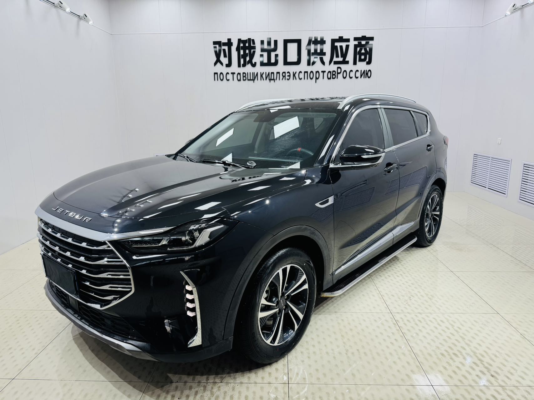 Jetour X70 2021 модель 1.5T DCT Shan PLUS 7-местная версия