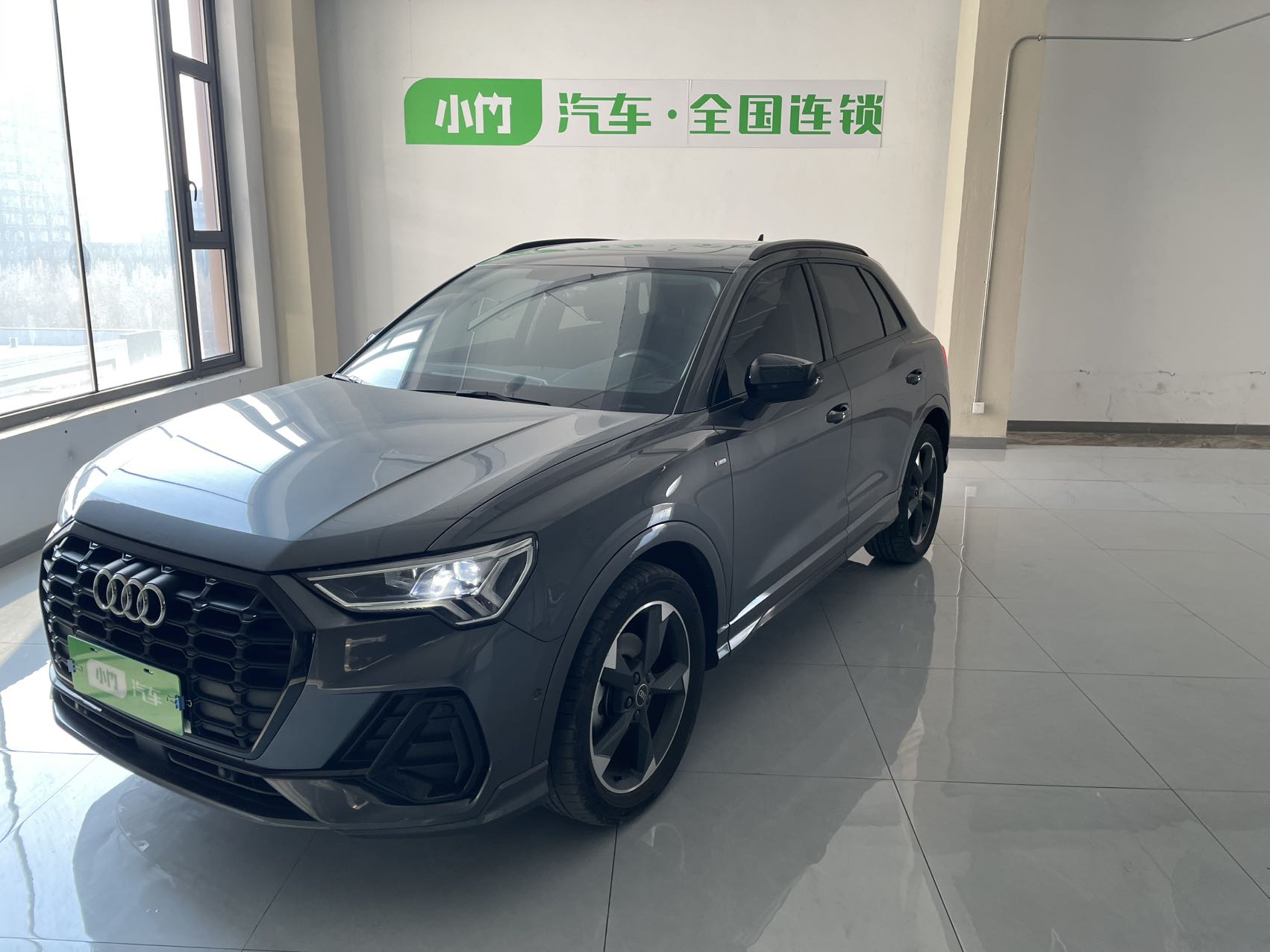 Audi Q3 2023 35 TFSI Модная динамическая модель