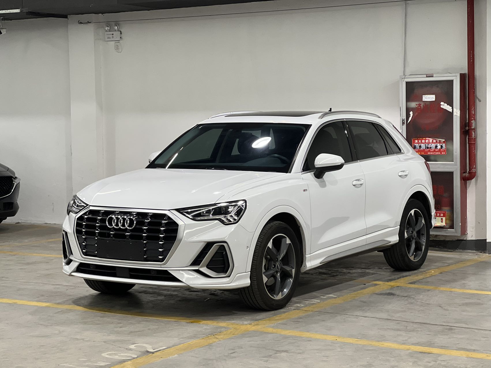 Audi Q3 2022 года, 35 TFSI, стильная динамичная версия