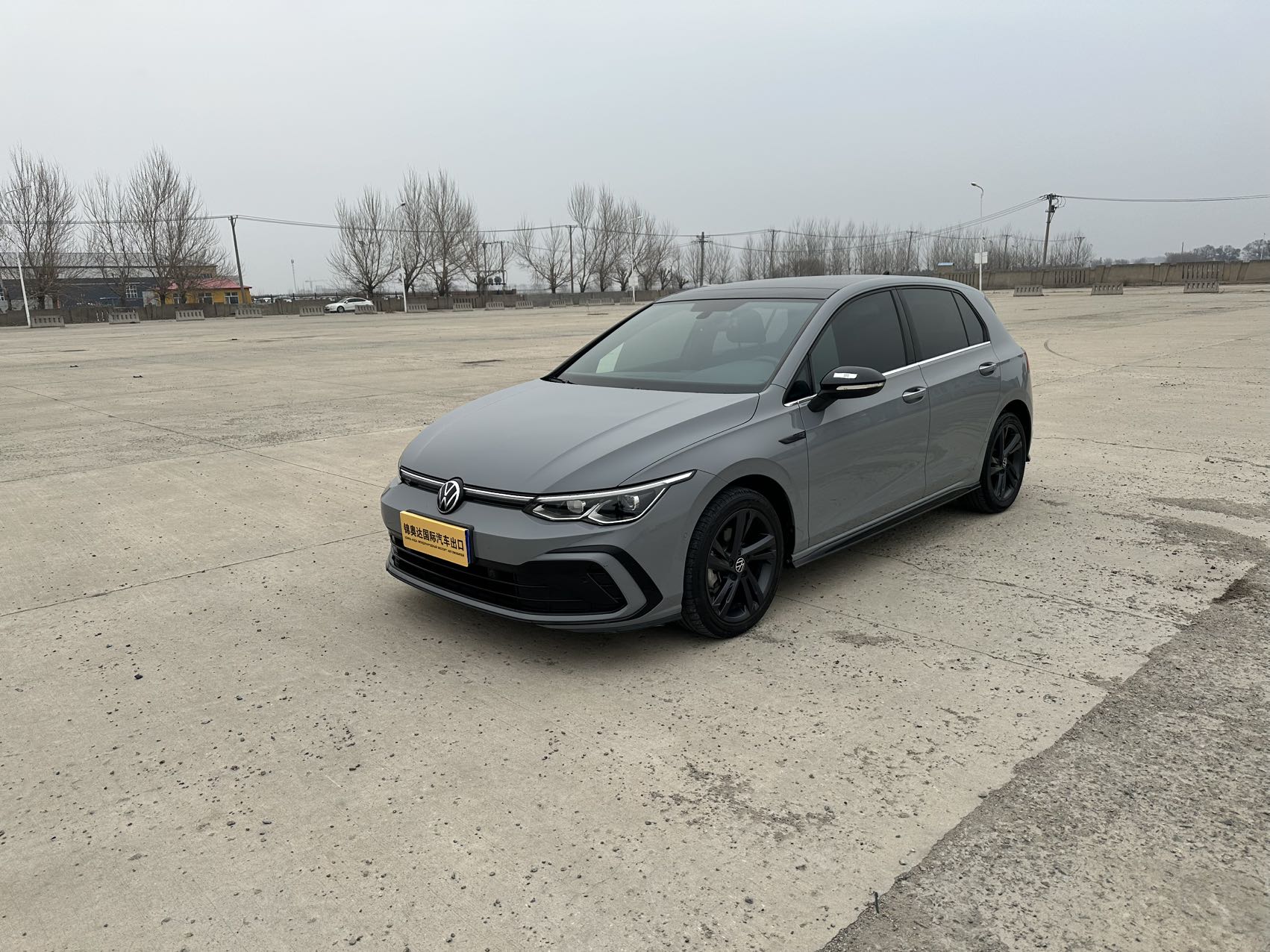 Volkswagen Golf 2023 года, 280TSI DSG R-Line Lifte