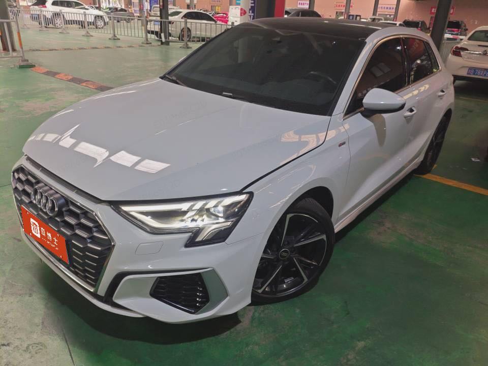 Audi A3 2023 версия Обновлённая A3L Limousine 35 TFSI Стильная спортивная версия