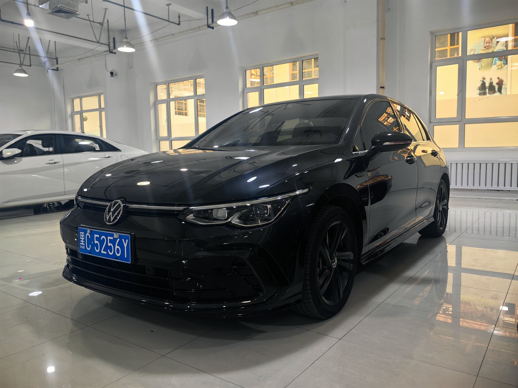 2021 Volkswagen Golf R-line