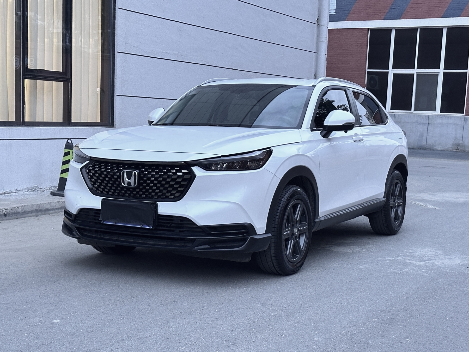 Модель 2023 года 1.5L CVT Тепловая версия