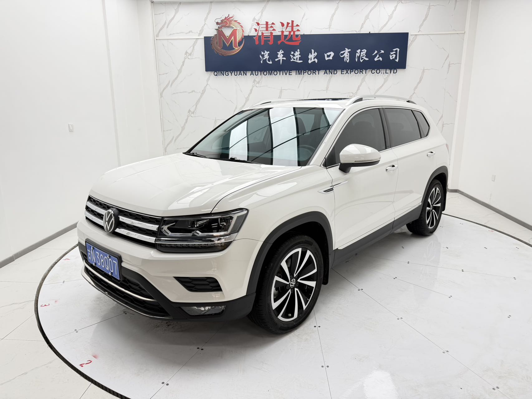 Volkswagen Tayron 22 модель 280TSI, передний привод, роскошная версия