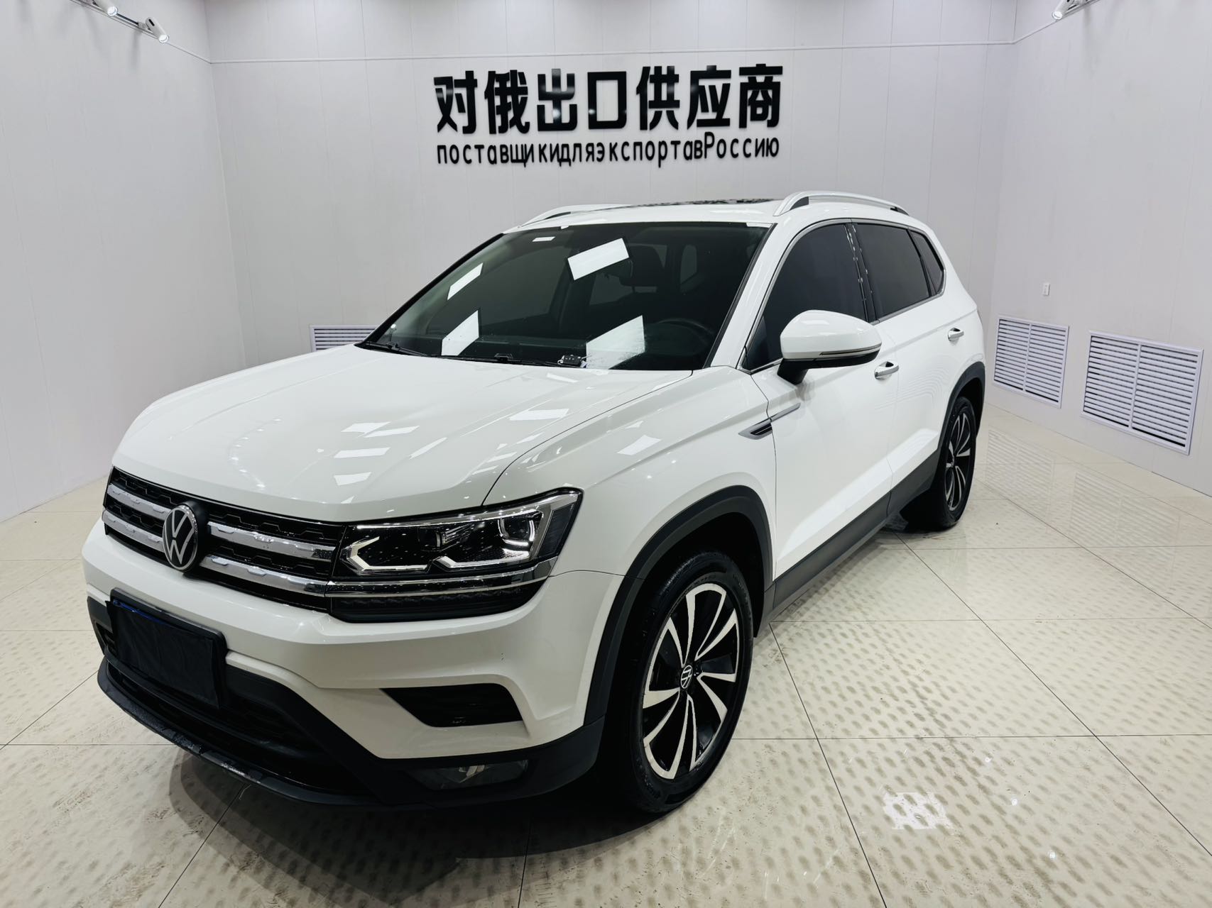Volkswagen Tayron 2021 280TSI, передний привод, люксовая версия