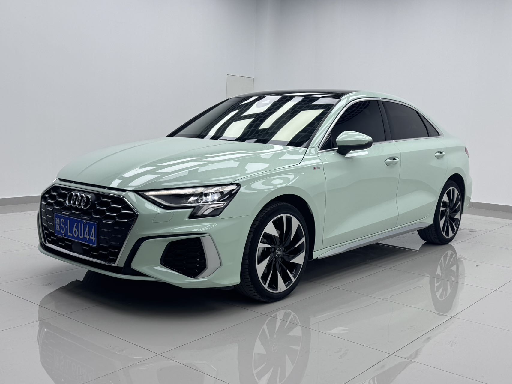 Ауди А3L Limousine 2022, 35 TFSI, Fashion Sport