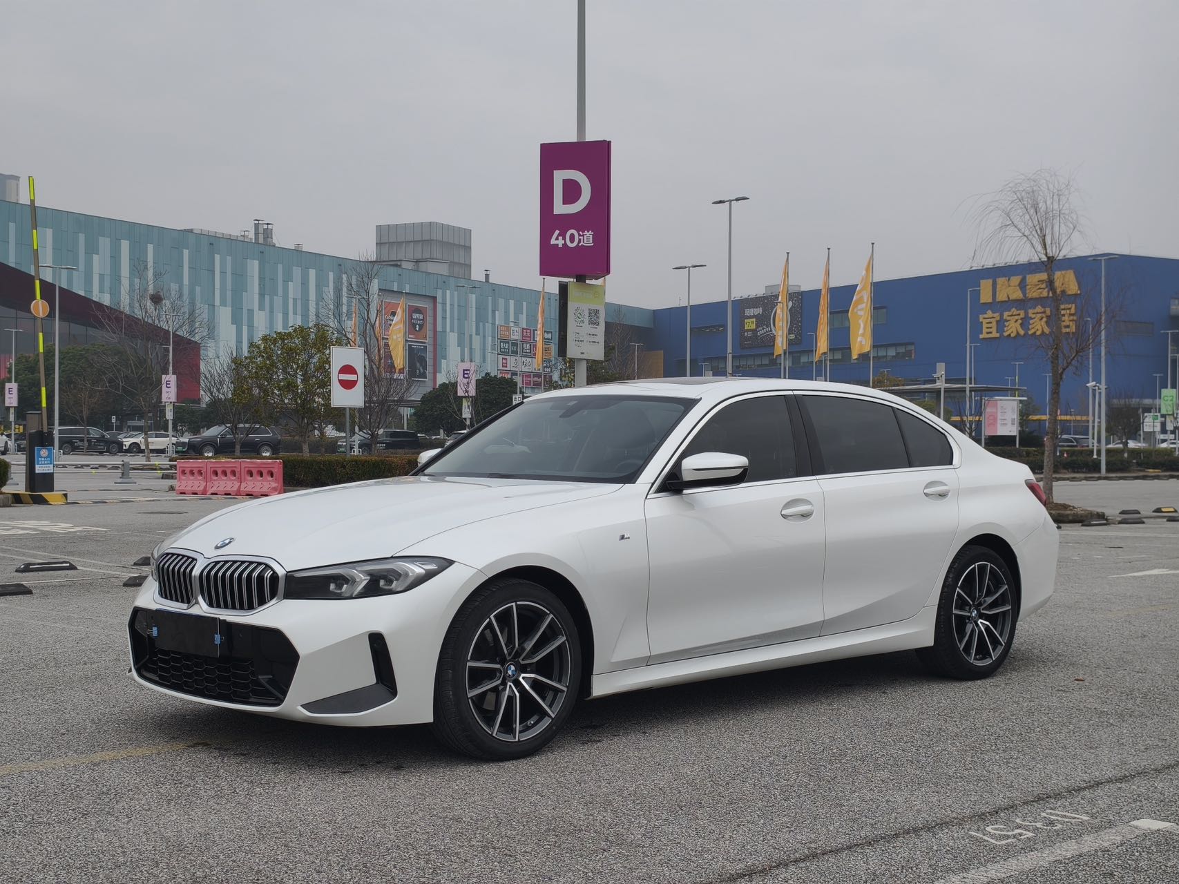 2023 320Li M спортивный костюм