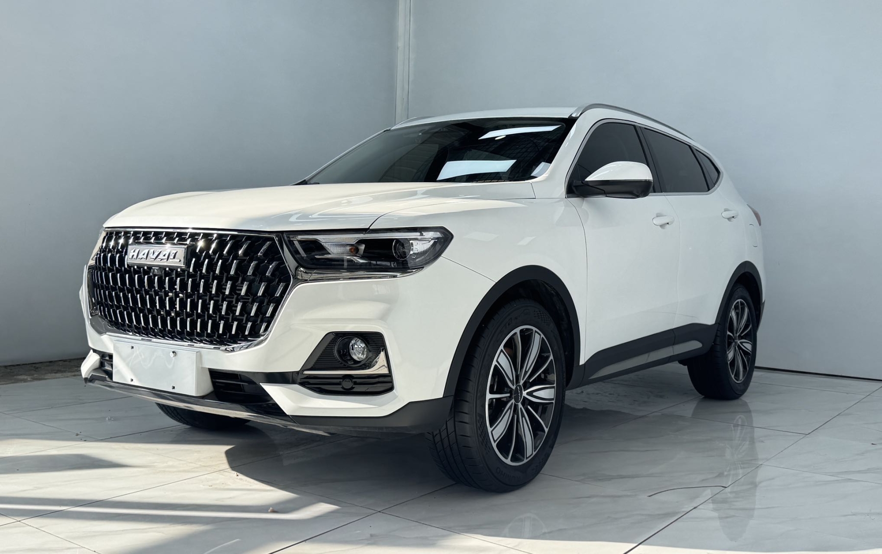 Haval H6 2023 года, версия Guochao, 1.5T, автоматическая версия Champion
