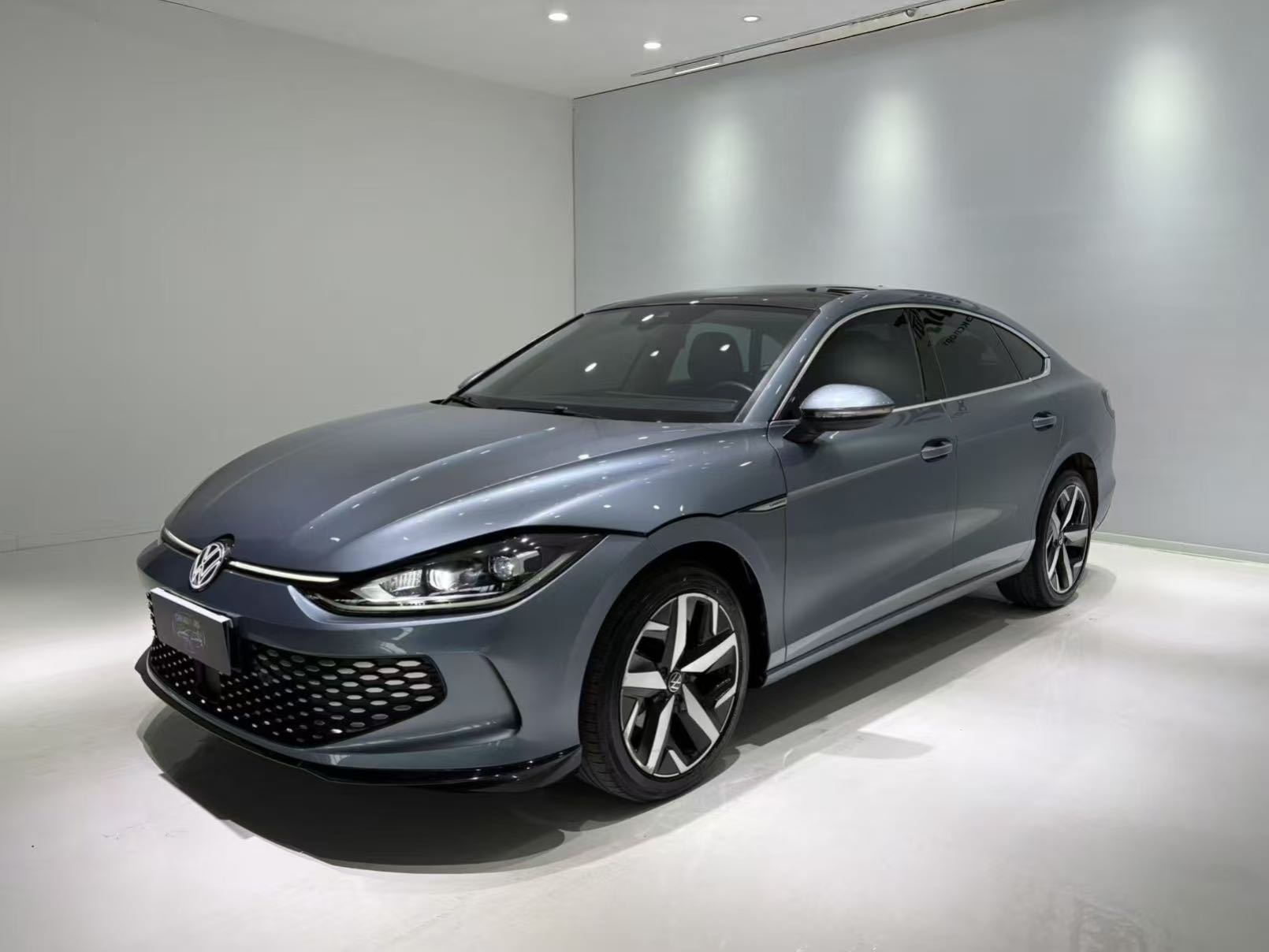 Volkswagen Lingdu L 2022 модель 280TSI DSG версия Cool Spicy