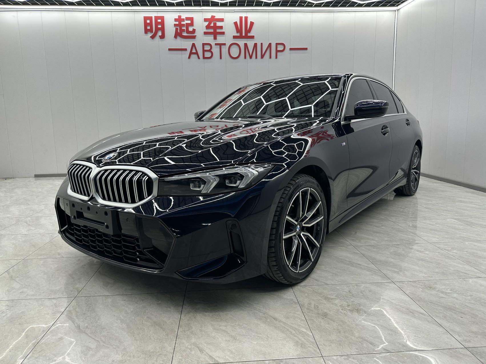 BMW 3 Series 2023款 320Li M运动套装