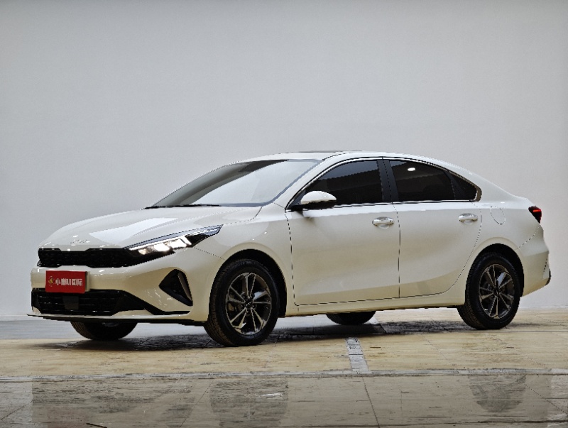 Kia K3 2023 года, 1.5L, CVT, люксовая версия