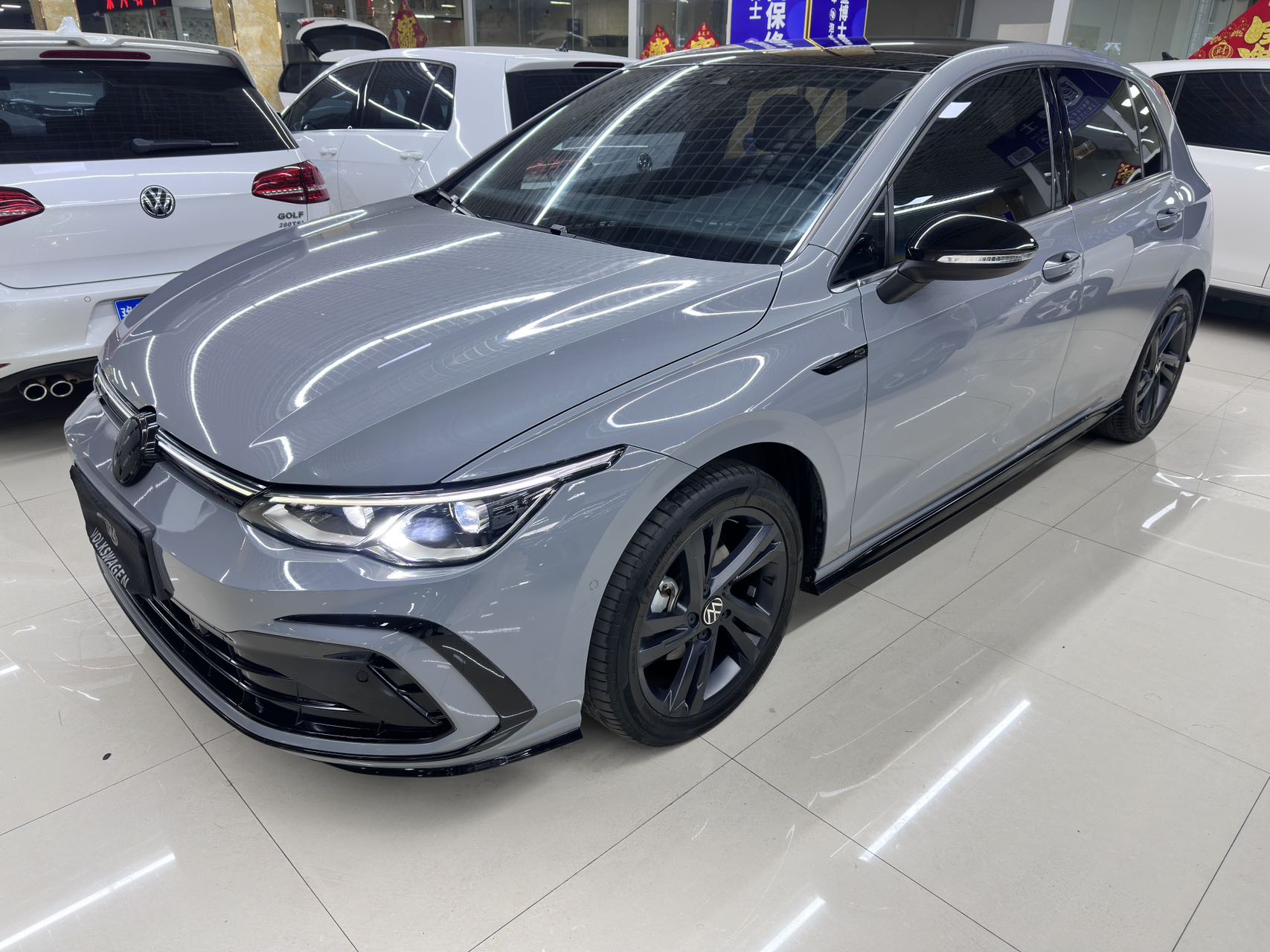 Volkswagen Golf 2021 года 280TSI DSG R-line