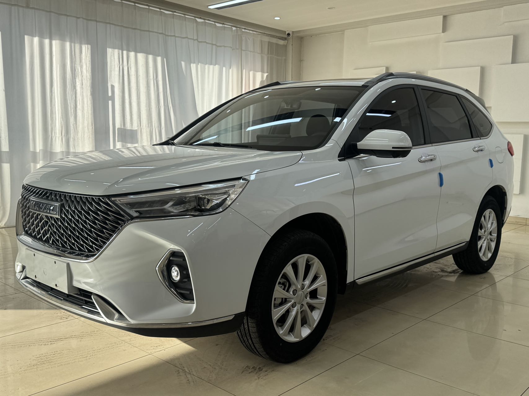 Haval M6 2021 года выпуска PLUS 1.5T DCT роскошная интеллектуальная версия
