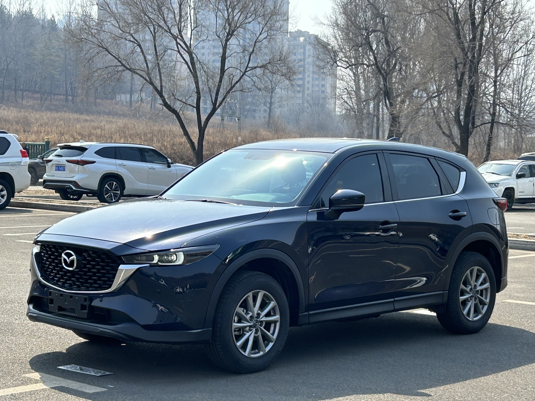 22 модель Mazda CX-5 2.0L автоматическая, передний привод, комплектация Smart