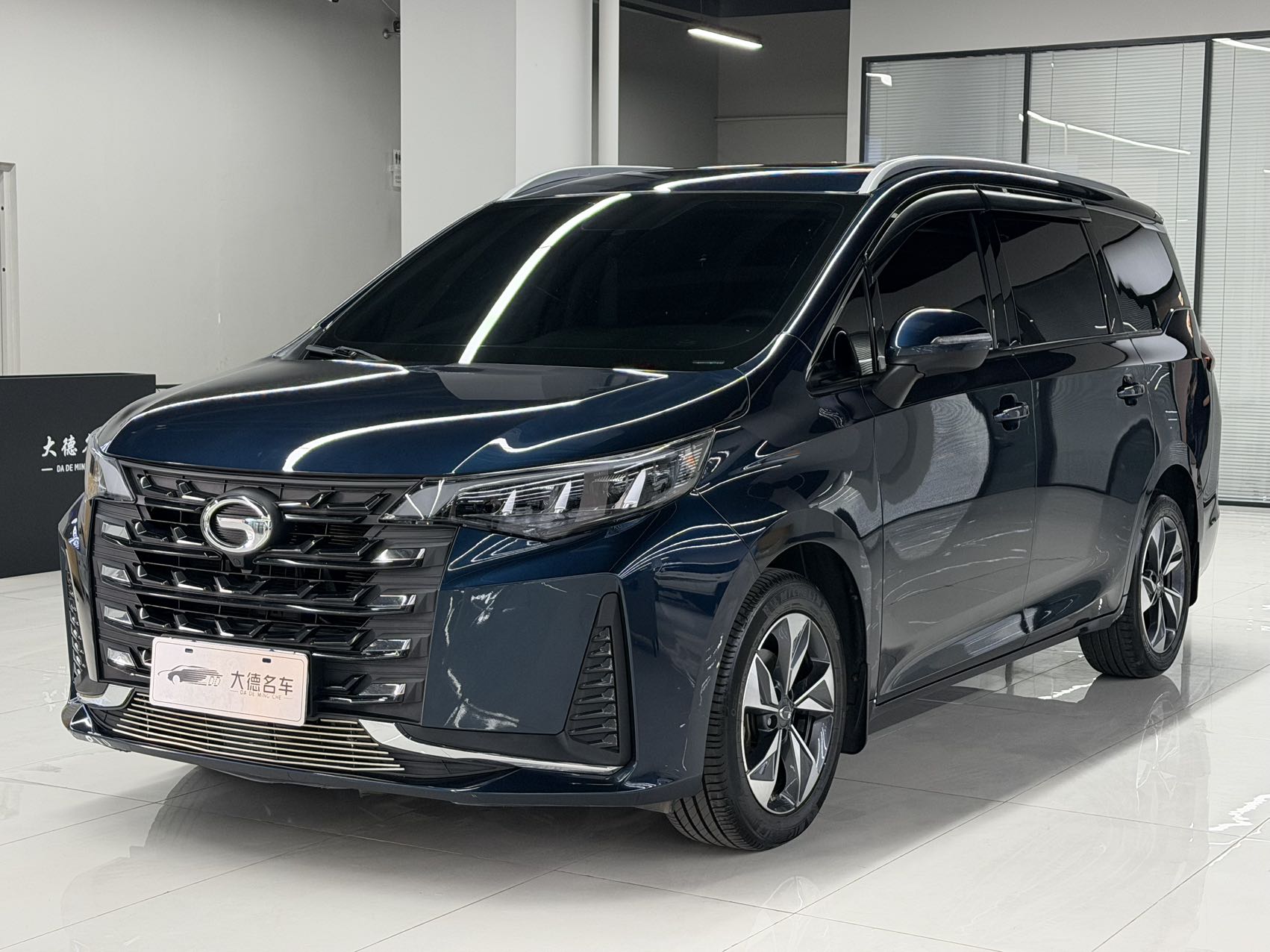 GAC Trumpchi Trumpchi M6 2021 модель PRO 270T Автоматическая, люксовая версия