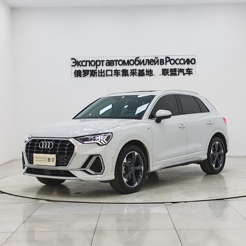 Audi Q3 2023 года 35 TFSI модификация Stylish Sport