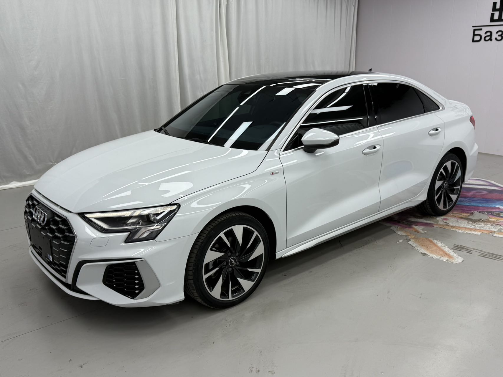 Audi A3L Limousine 35TFSI Роскошная элегантная версия
