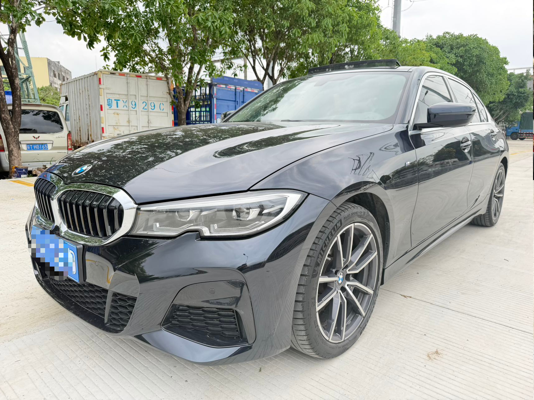 BMW 3 серии 2022 320Li M Спортивный комплект