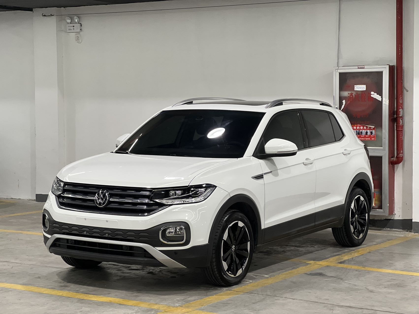 Volkswagen Tacqua 2021, 1.5 Л, Автомат, Комплектация Юэ Чжилянь