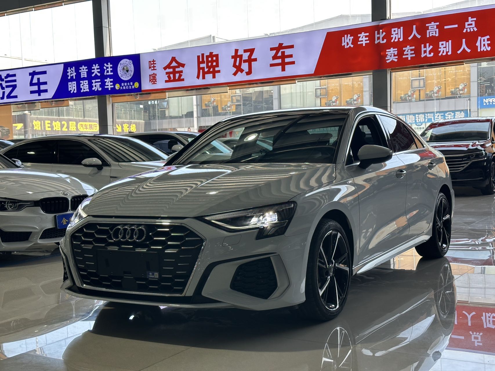 Audi A3 2022 A3L Лимузин 35 TFSI Fashion Sport